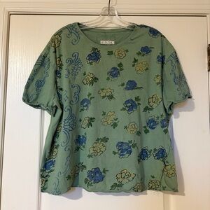 Floral Green Short Sleeve Top